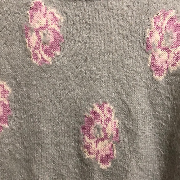 Lauren Conrad light sweater vintage design - NWT - Picture 4 of 4